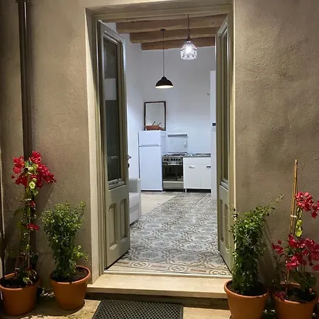 Apartment 18 SantʼAntìoco