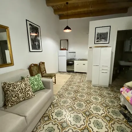 Apartment 18 SantʼAntìoco
