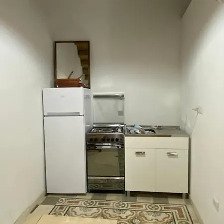 דירה 18 *