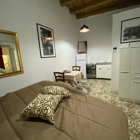Apartmán 18 *